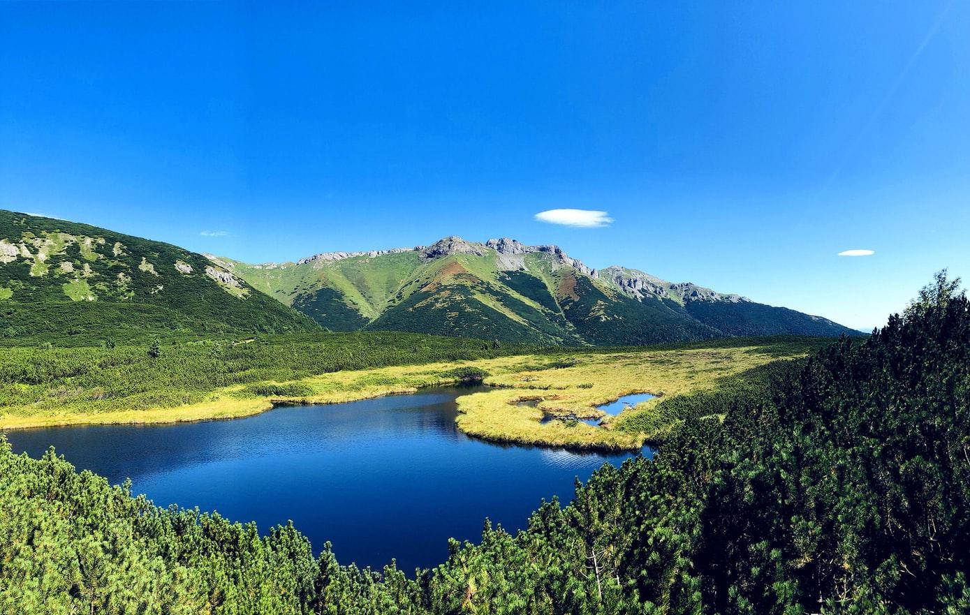 Lake View With Mountain Range Wallpaper