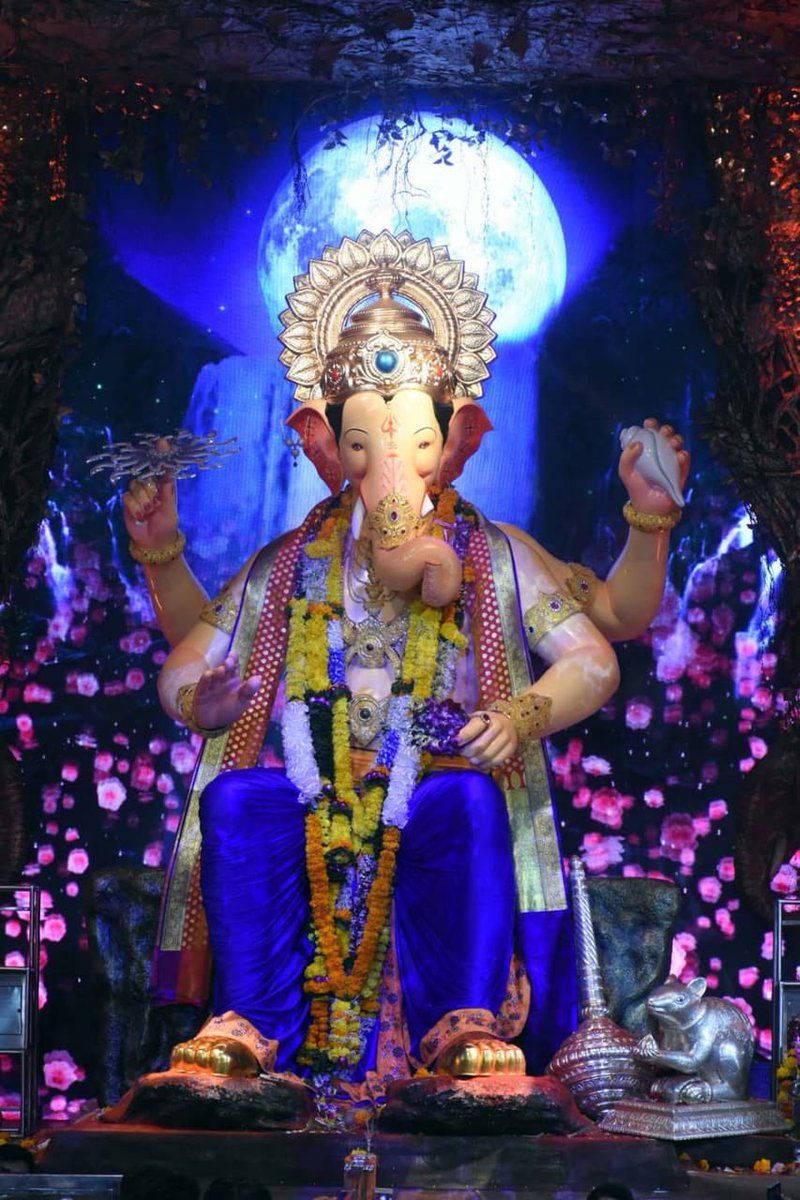 Lalbaugcha Raja Full Moon Wallpaper