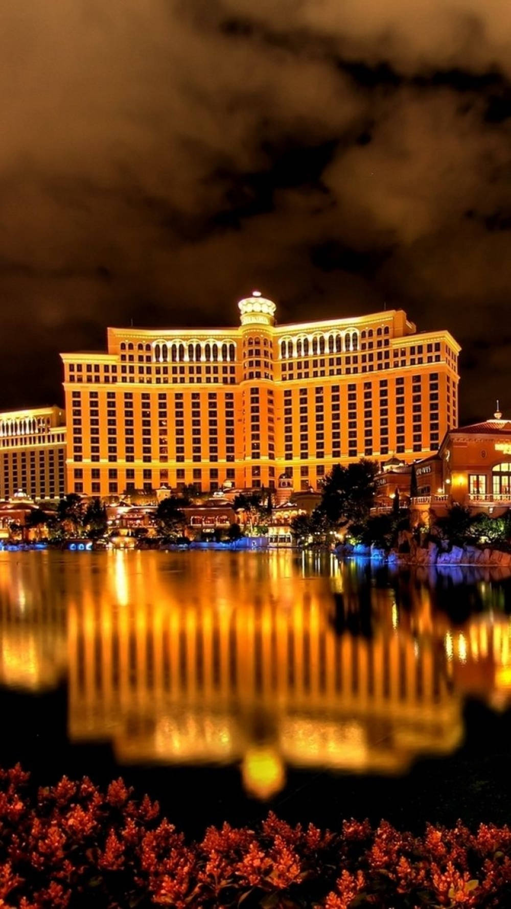 Las Vegas Iphone Bellagio Building Lights Wallpaper