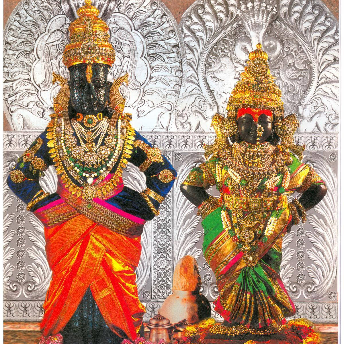 Lord Pandurang And Rukmini Vintage Statues Wallpaper