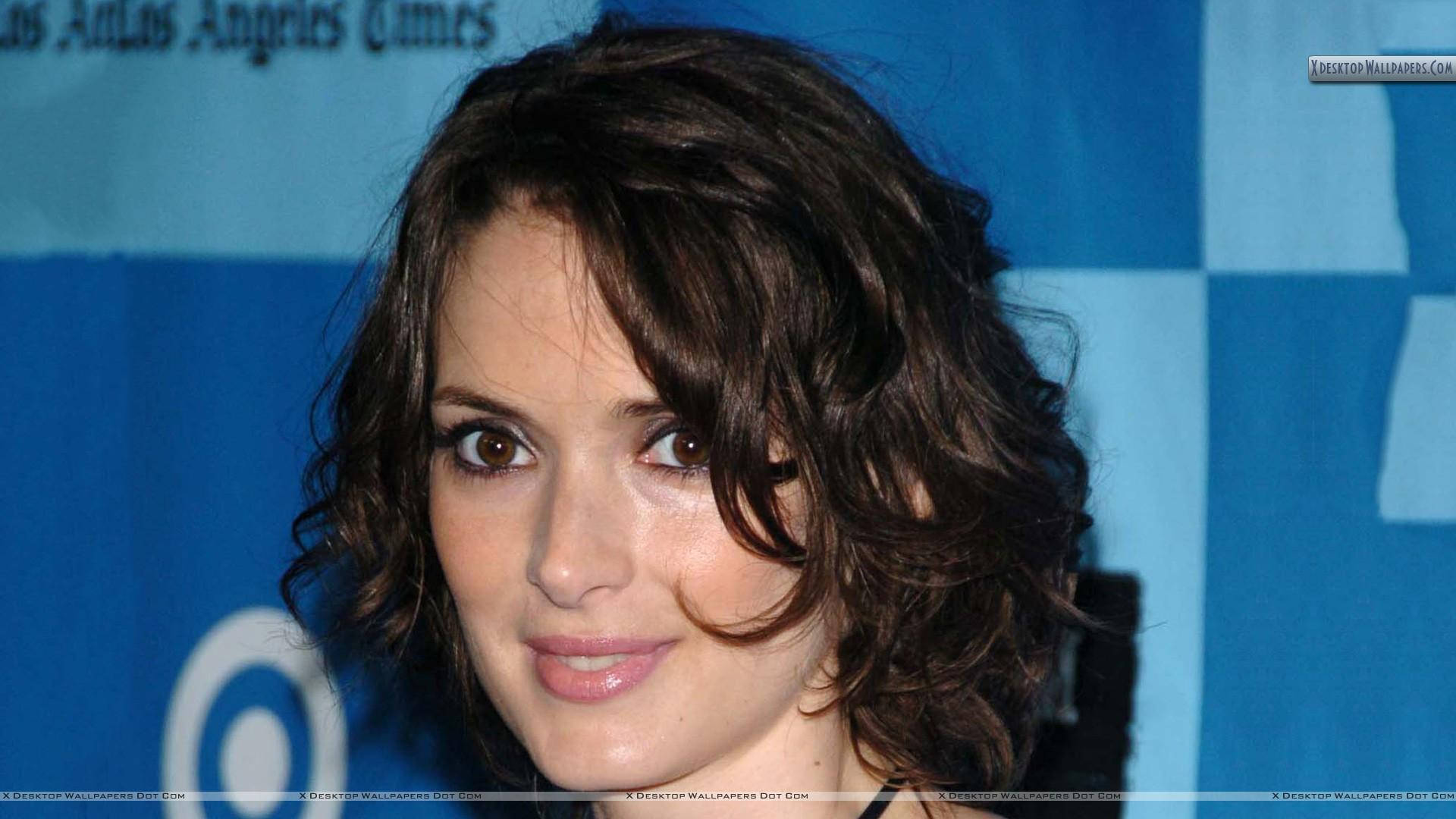 Lovely Winona Ryder Wallpaper