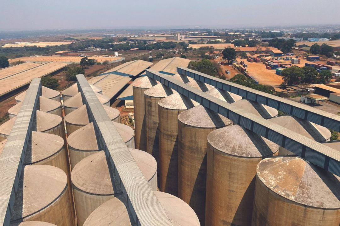 Malawi Large Grain Containers Wallpaper