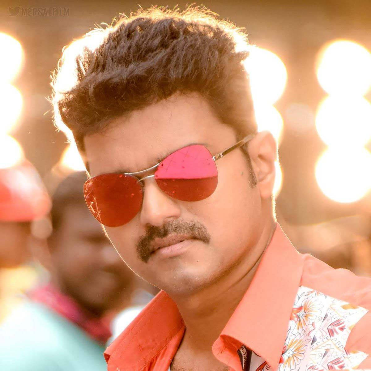 Master Vijay 4k Cool Sunglass Wallpaper