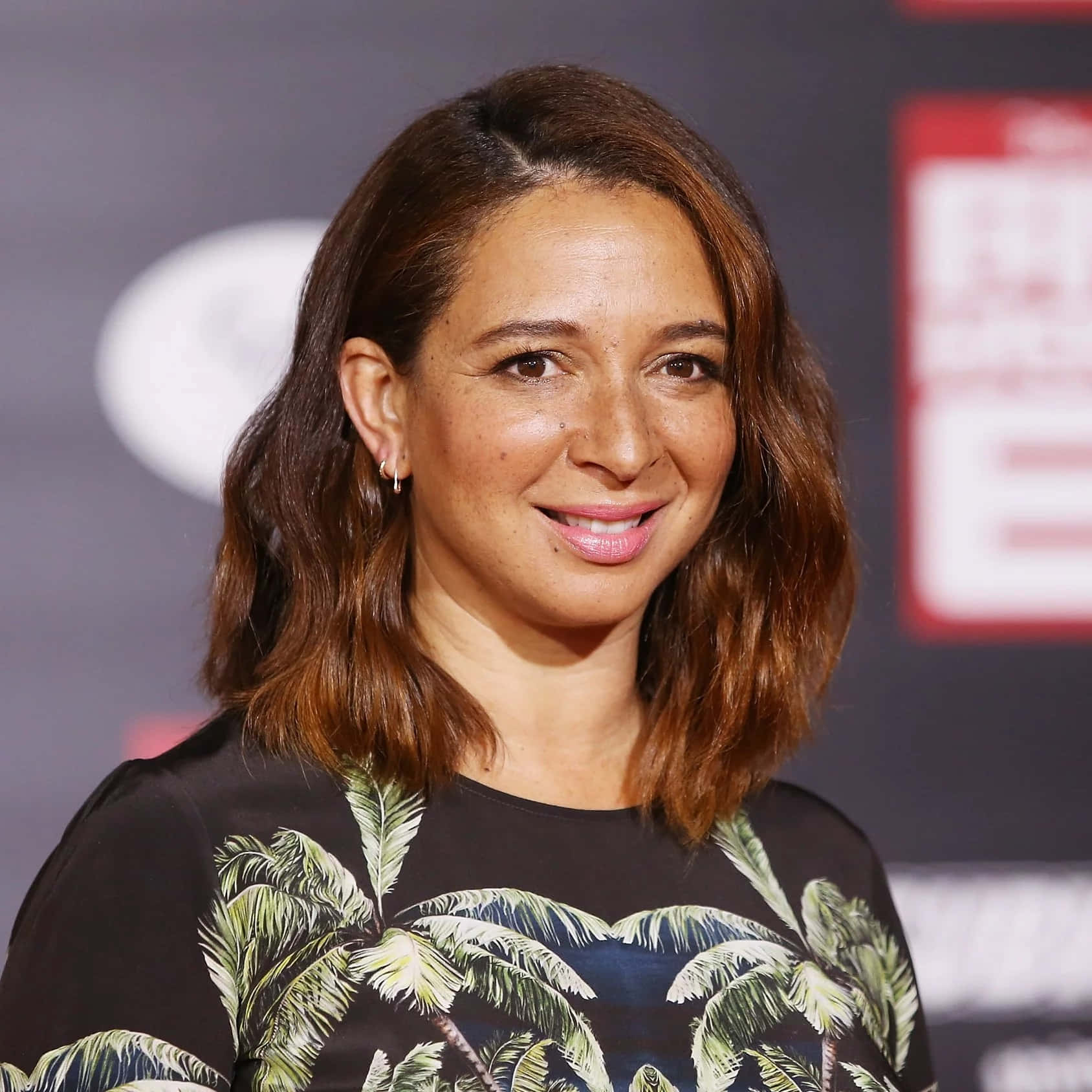 Maya Rudolph At The Big Hero 6 Los Angeles Premiere Wallpaper