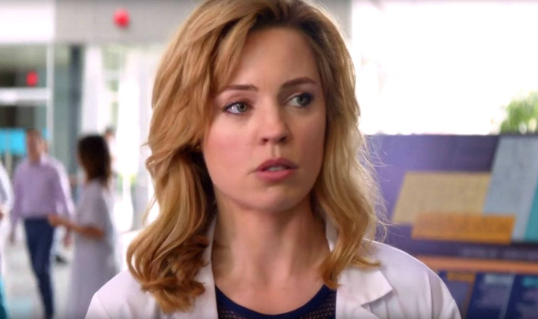 Melissa George Grey's Anatomy Intern Wallpaper