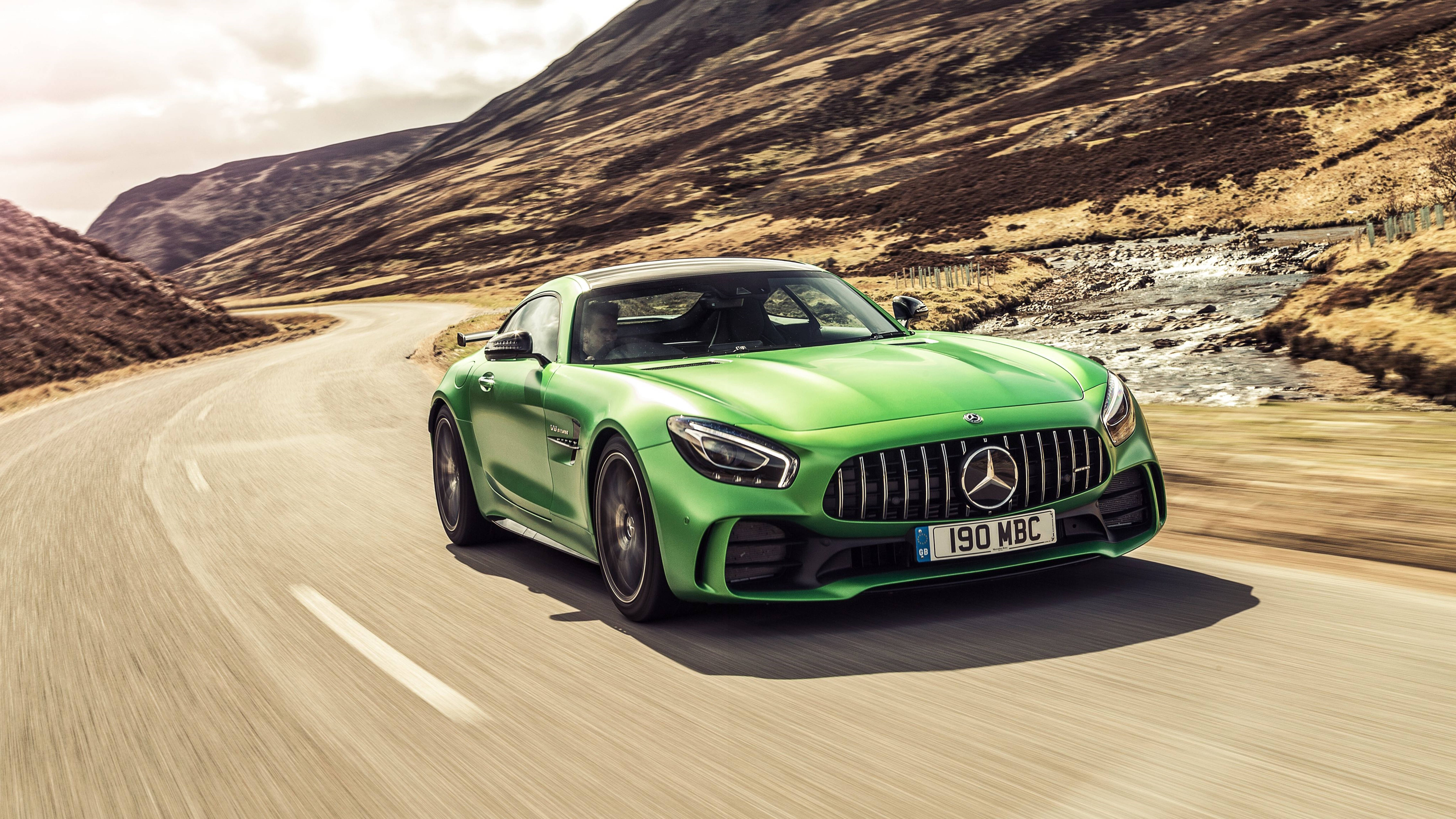 Mercedes Amg 4k Green Car In Rocky Desert Wallpaper