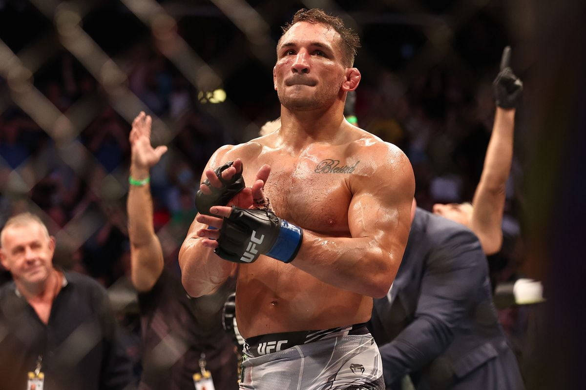 Michael Chandler Clapping Wallpaper