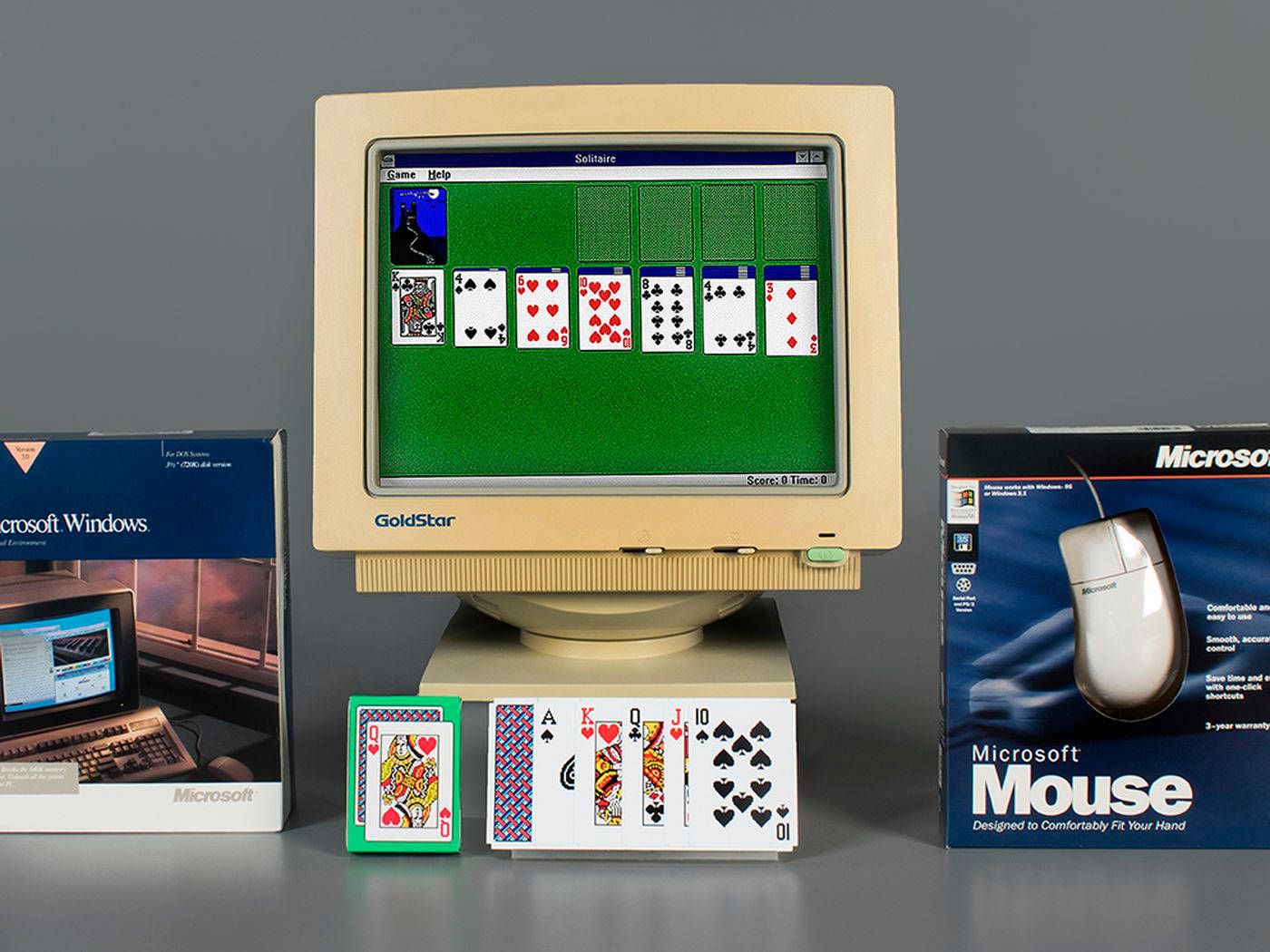 Microsoft Solitaire Klondike On Old Pc Wallpaper