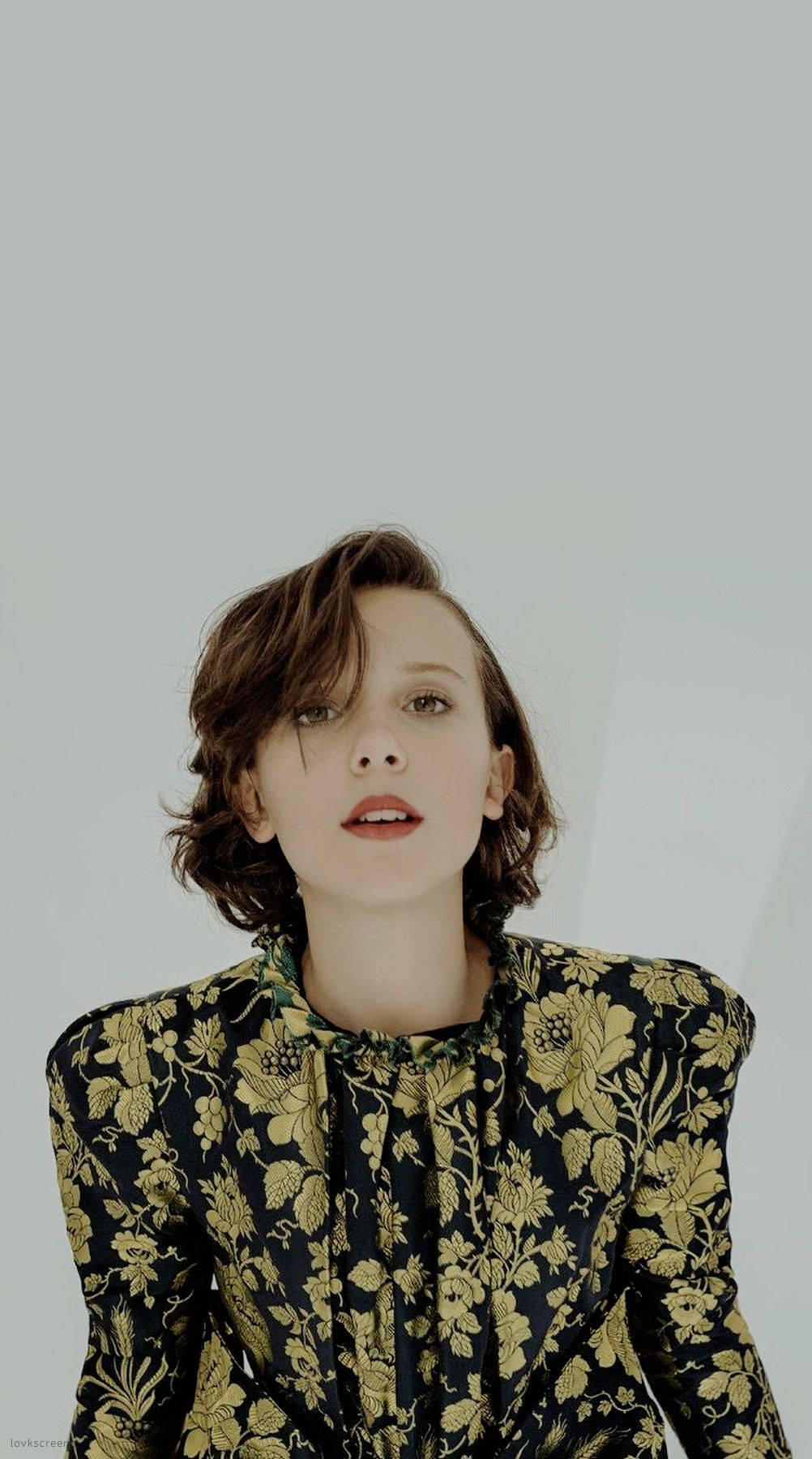 Millie Bobby Brown Looking Gorgeous In A Vintage Dress Wallpaper