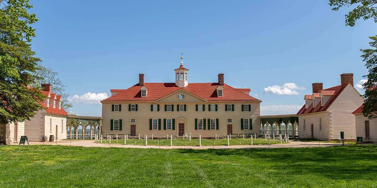 Mount Vernon Estate Wide Wallpaper