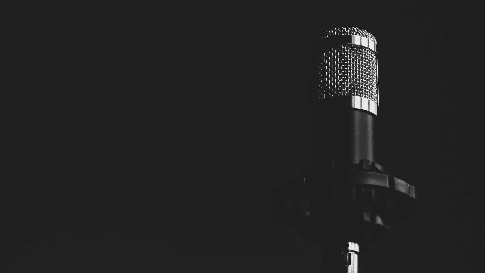 Music 4k Microphone Wallpaper