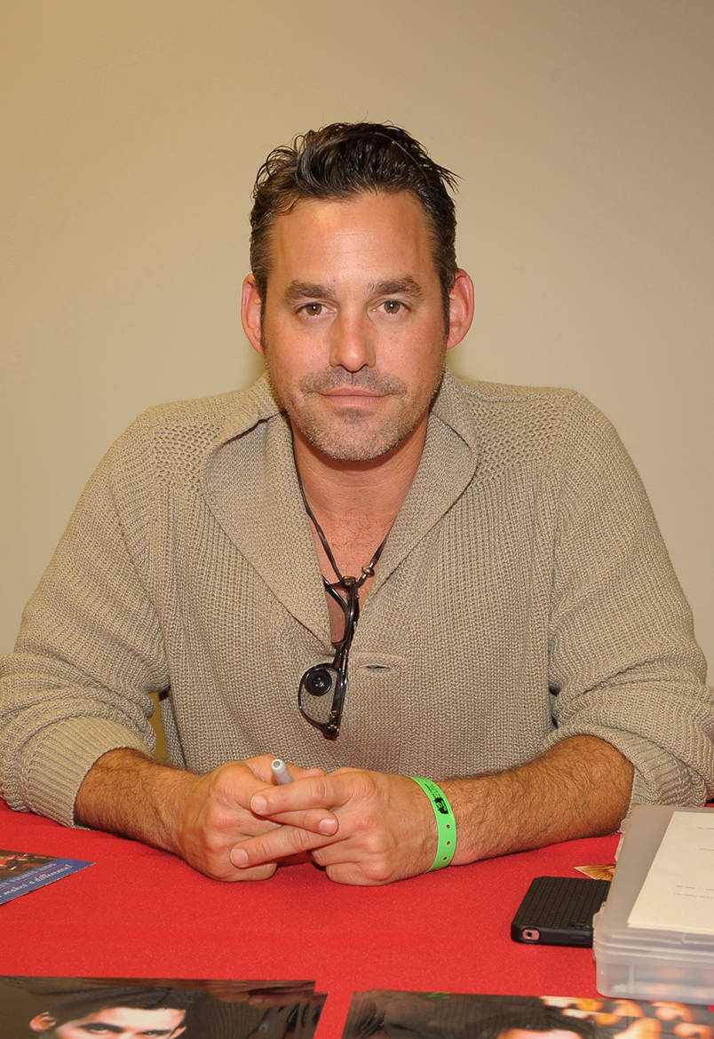 Nicholas Brendon Signing Event Wallpaper