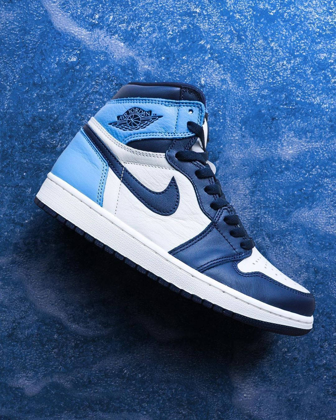 Nike Air Jordan 1 Retro High Obsidian Wallpaper