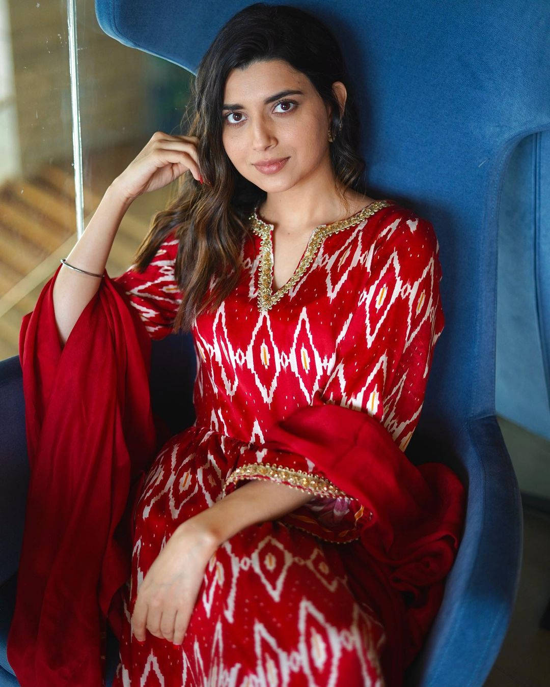 Nimrat Khaira Seated Wallpaper