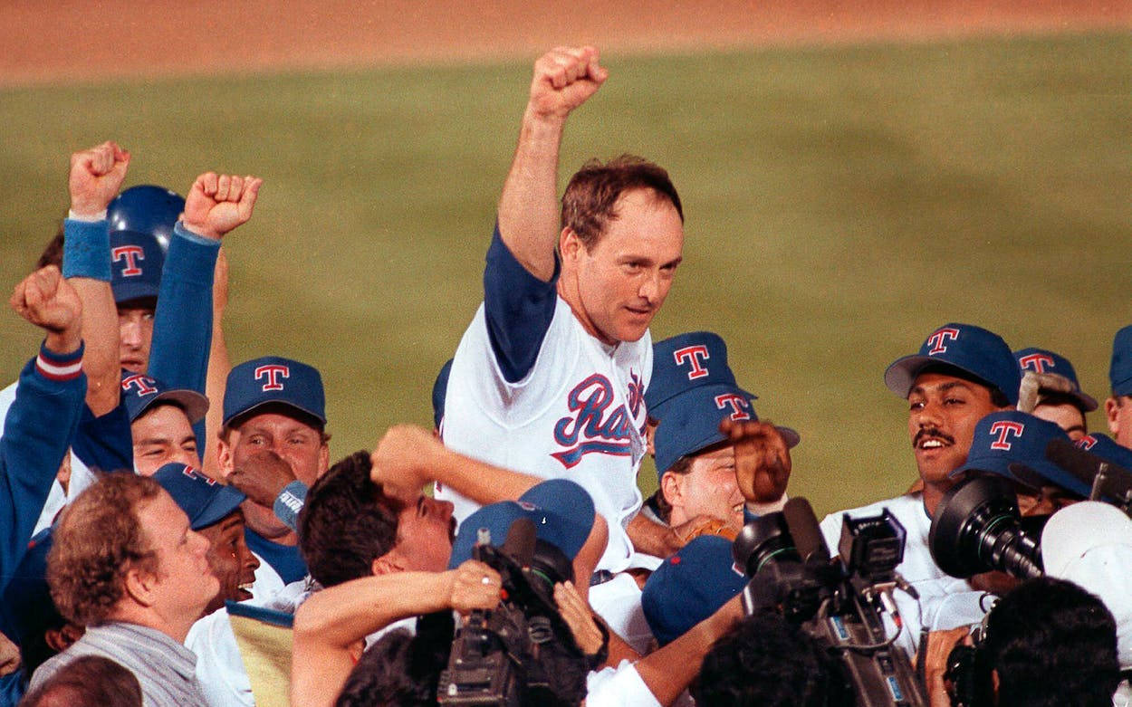 Nolan Ryan Celebrating With Teammates Wallpaper