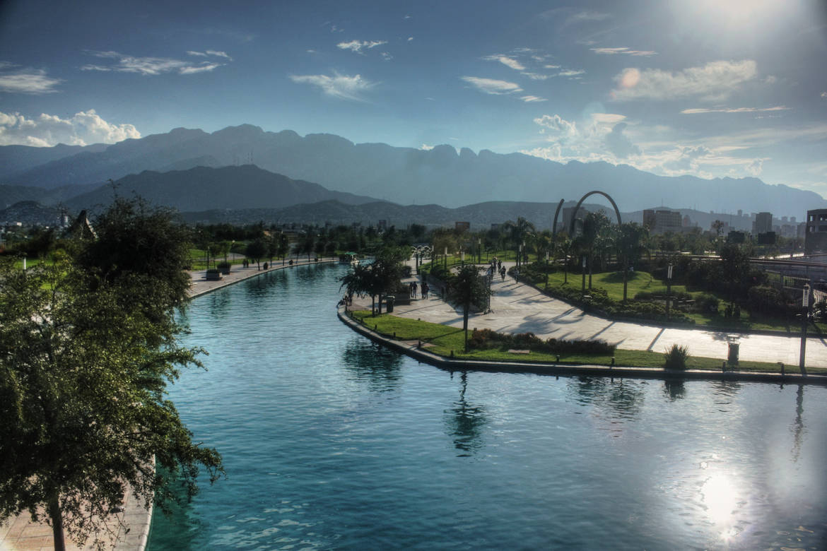 Paseo De St Lucia Monterrey Wallpaper