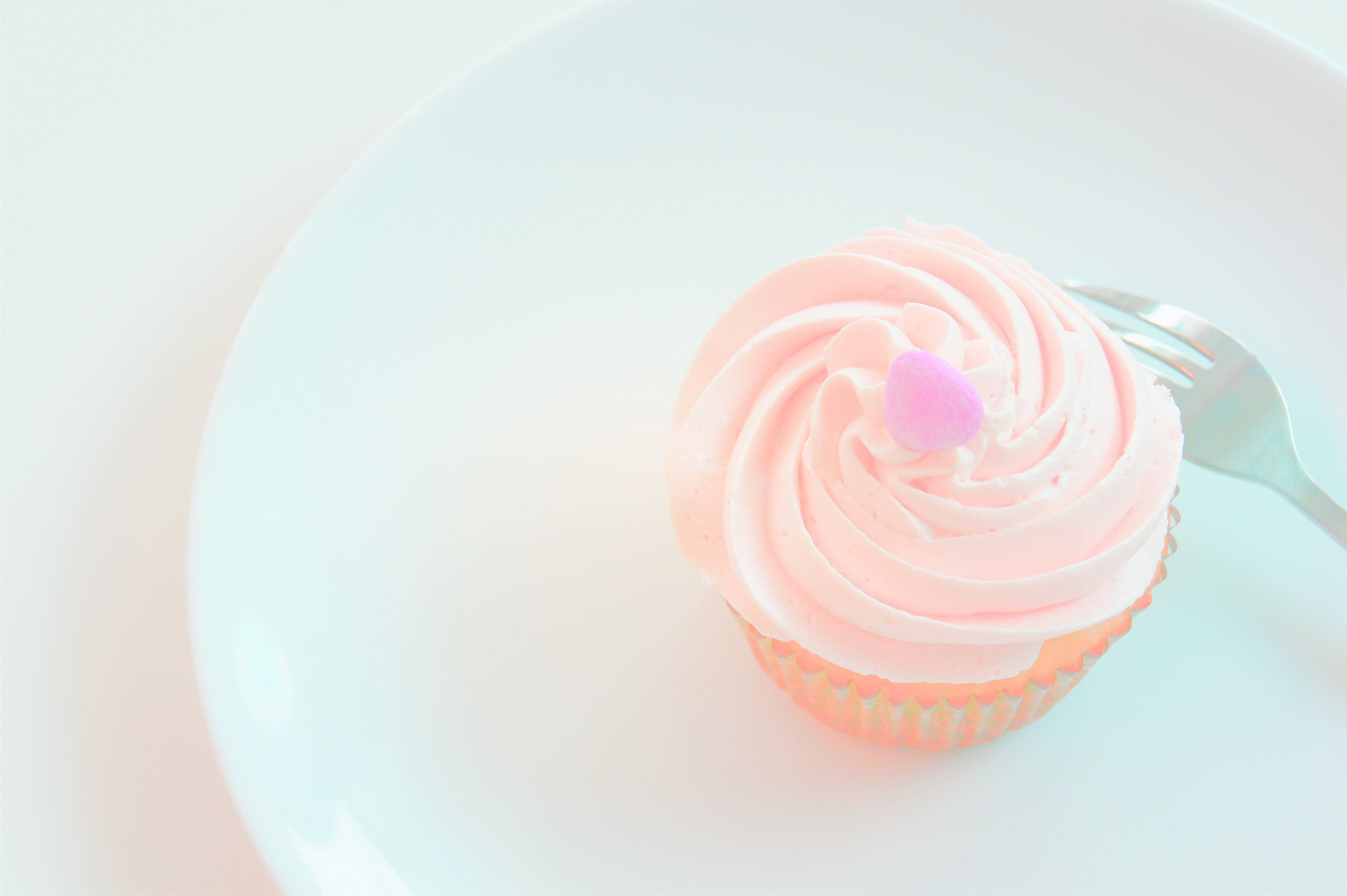 Pastel 4k Cupcake Wallpaper