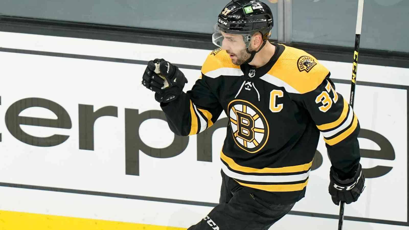 Patrice Bergeron Boston Black Uniform Wallpaper