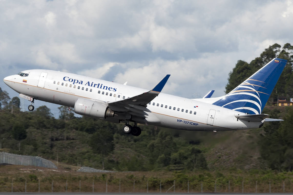 Plane Take Off Copa Airlines Wallpaper