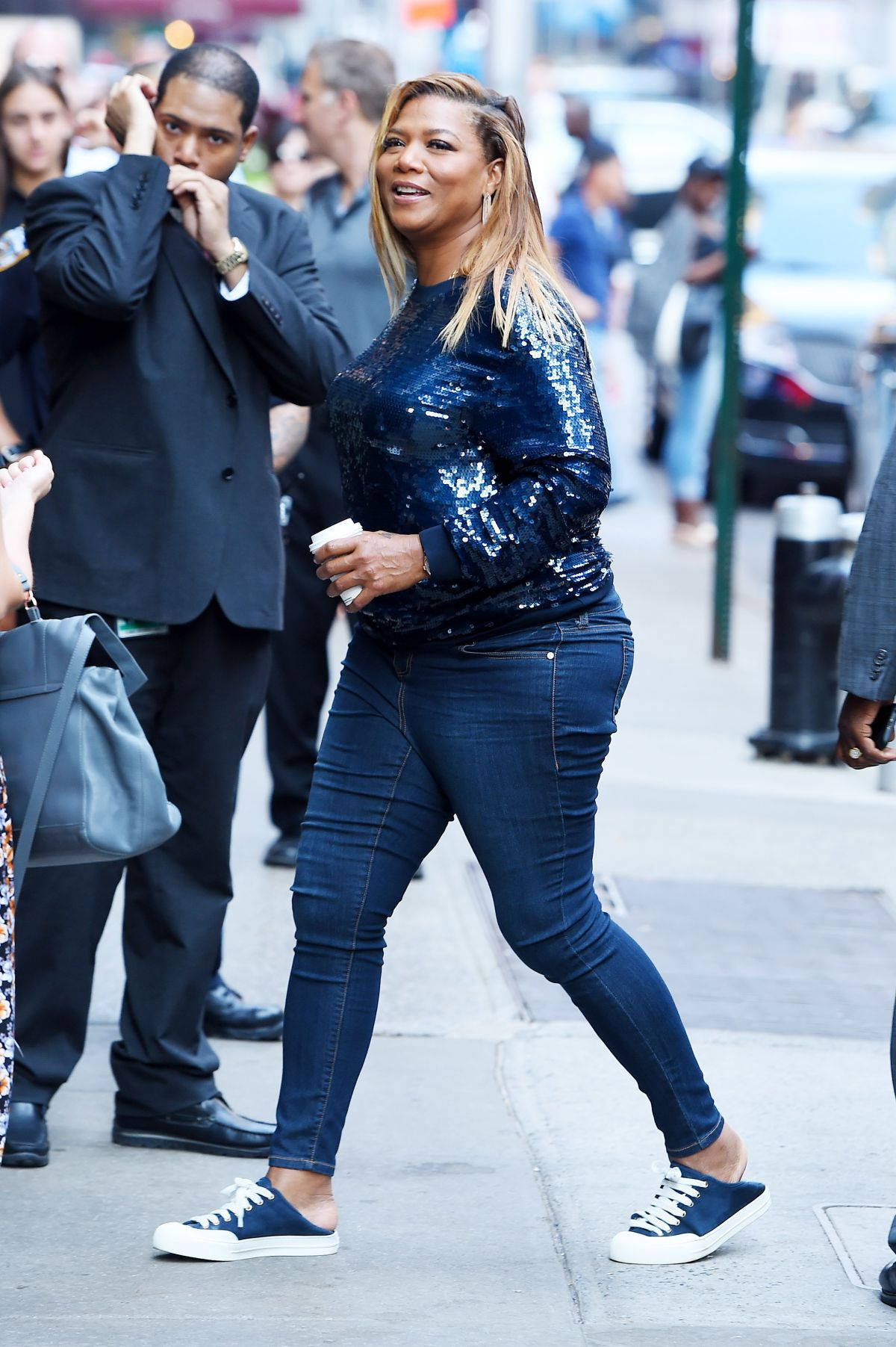 Queen Latifah Barneys New York Wallpaper