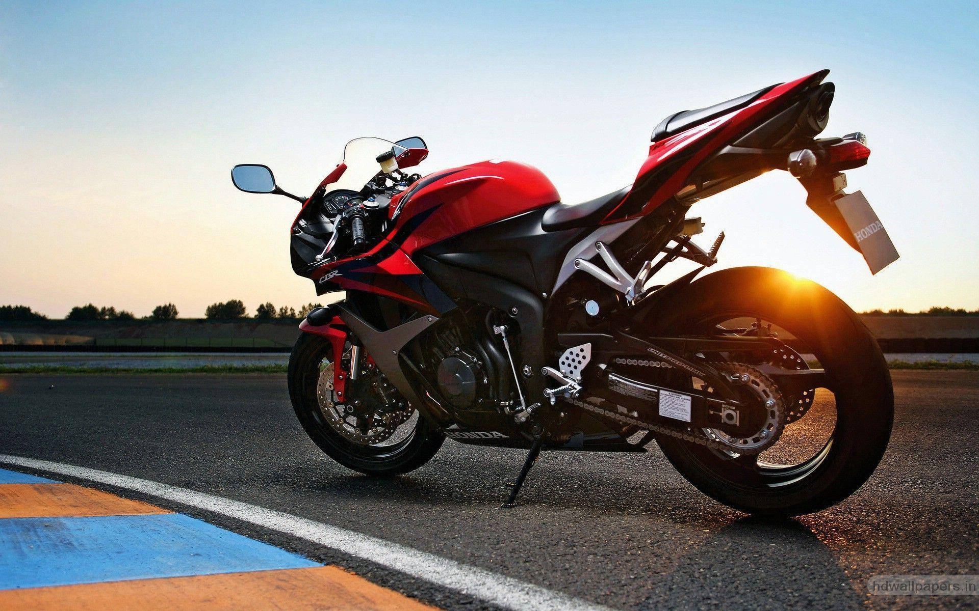 Red Honda Cbr 600rr Bikes Wallpaper