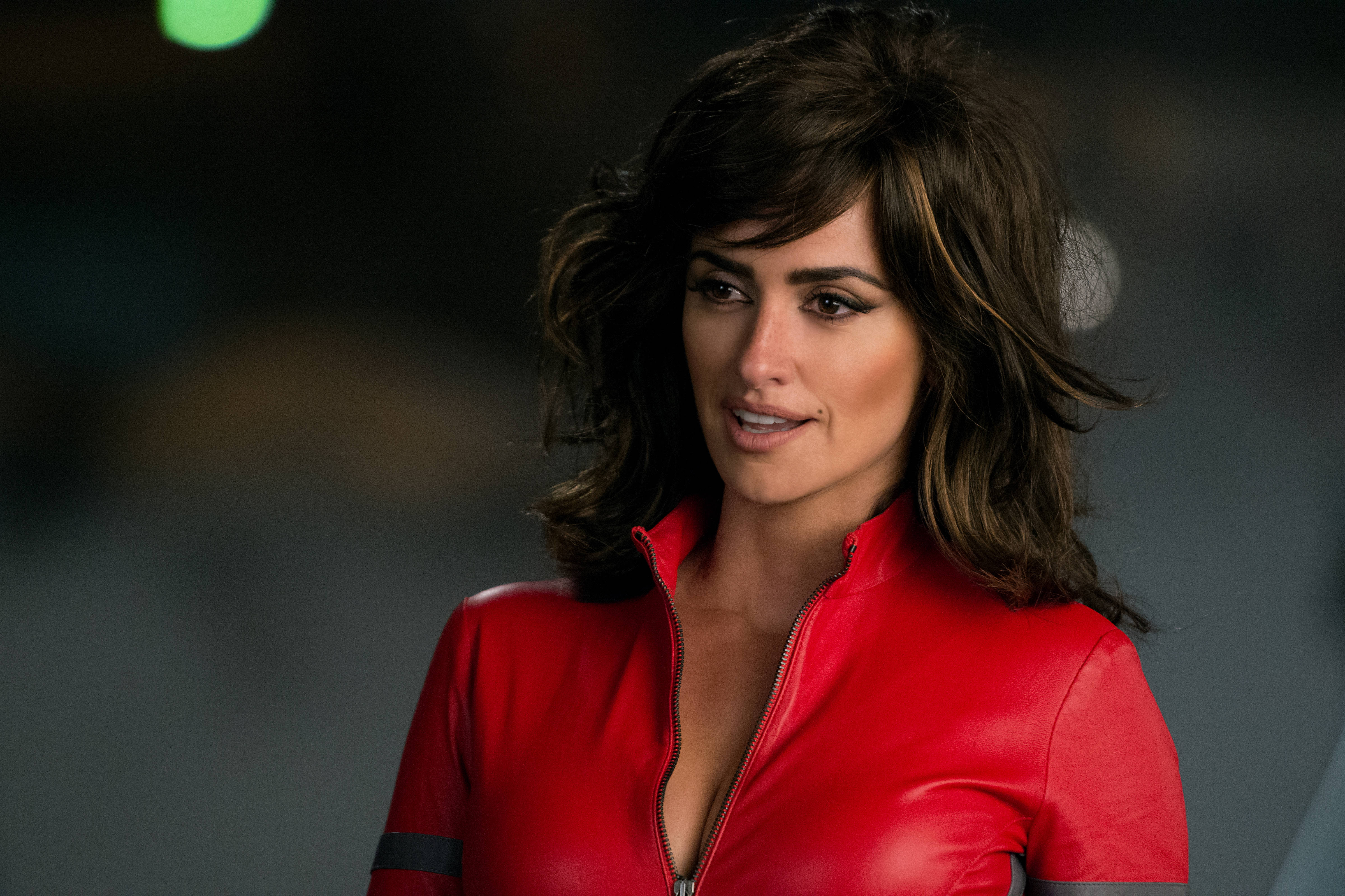 Red Hot Penelope Cruz 4k Wallpaper