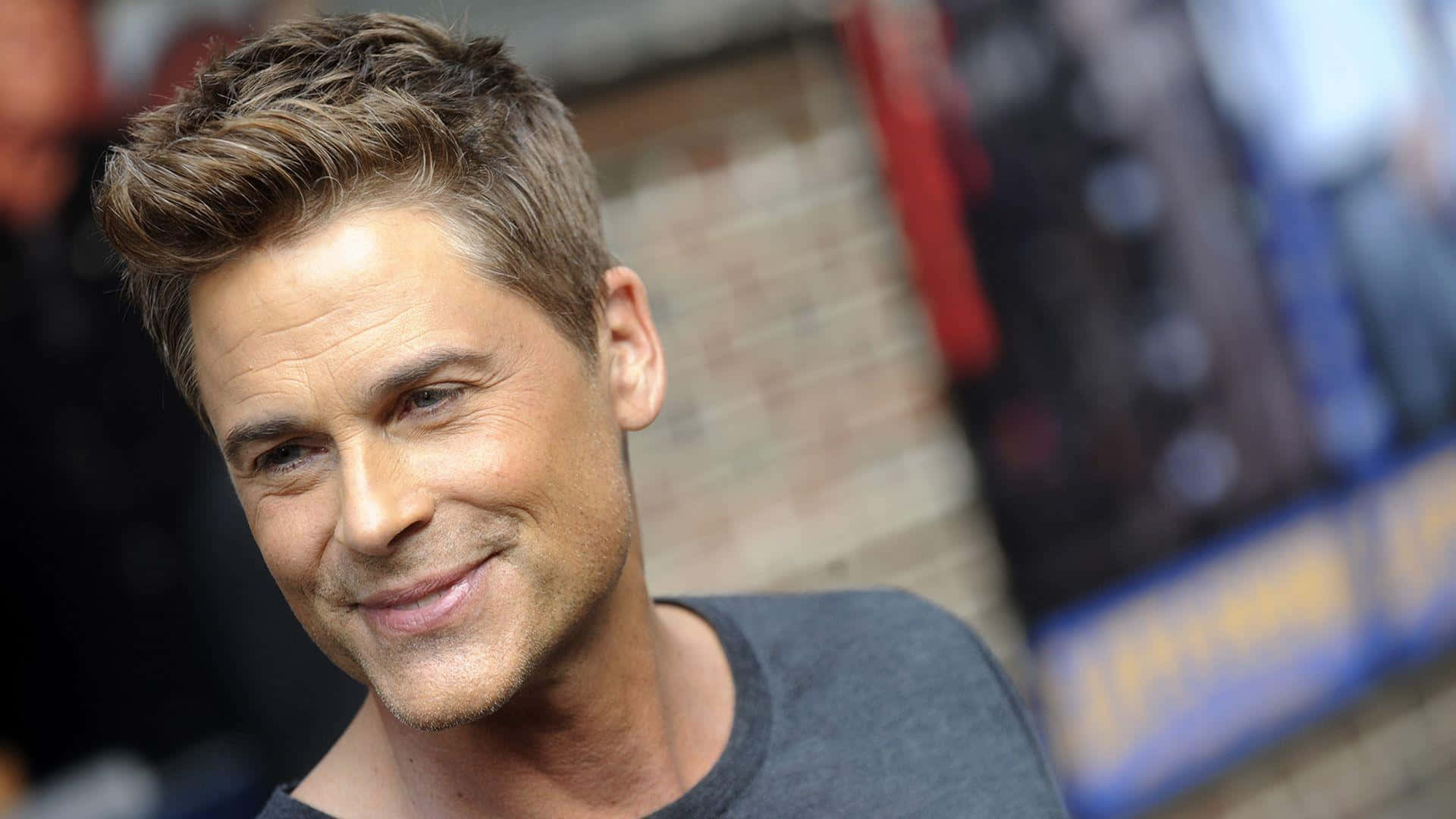 Rob Lowe At The Premiere Of 'the Outsider' Wallpaper