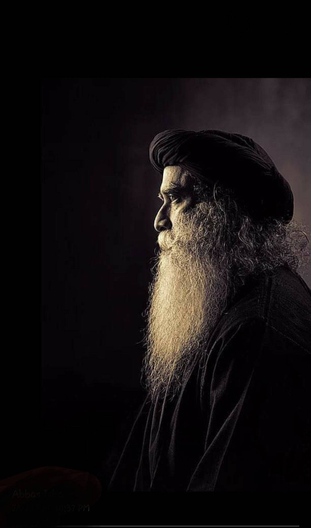 Sadhguru Standing Sideways Black And White Wallpaper