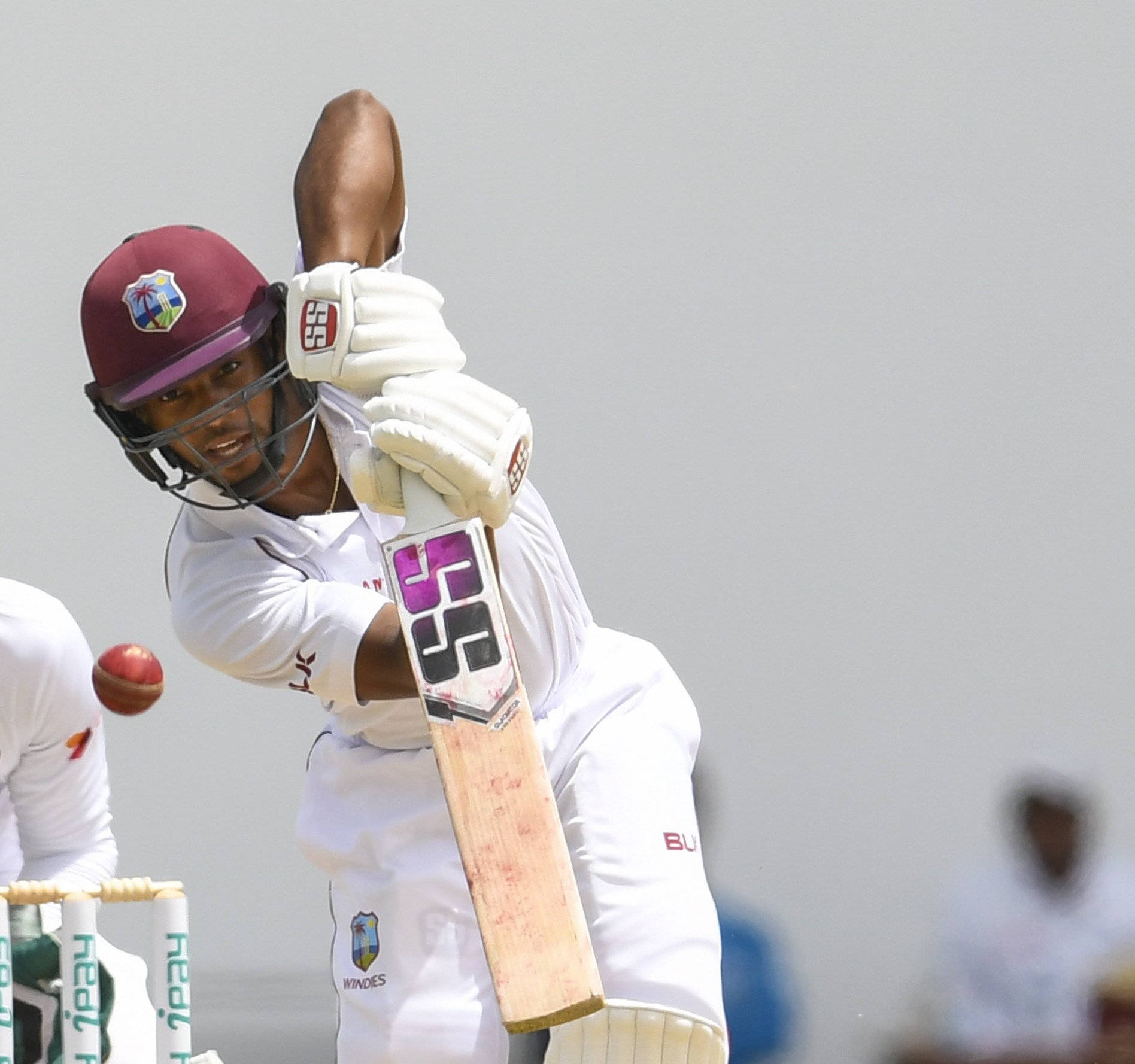 Shai Hope Twisted Grip Wallpaper