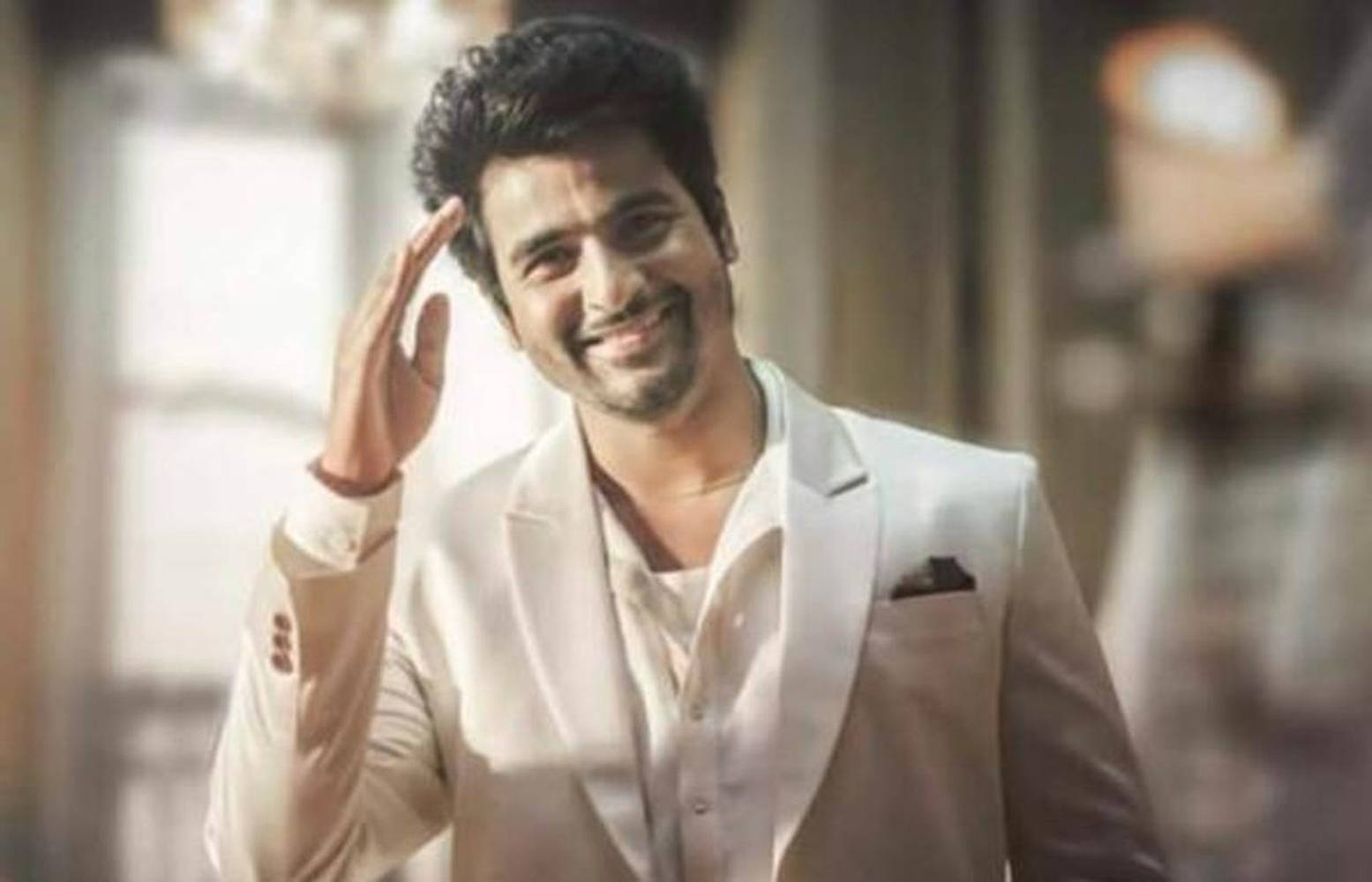 Sivakarthikeyan In White Suit Wallpaper