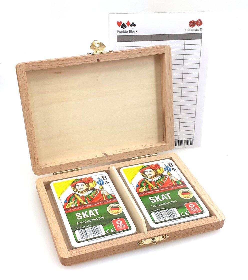 Skat Card Game Setin Wooden Box Wallpaper