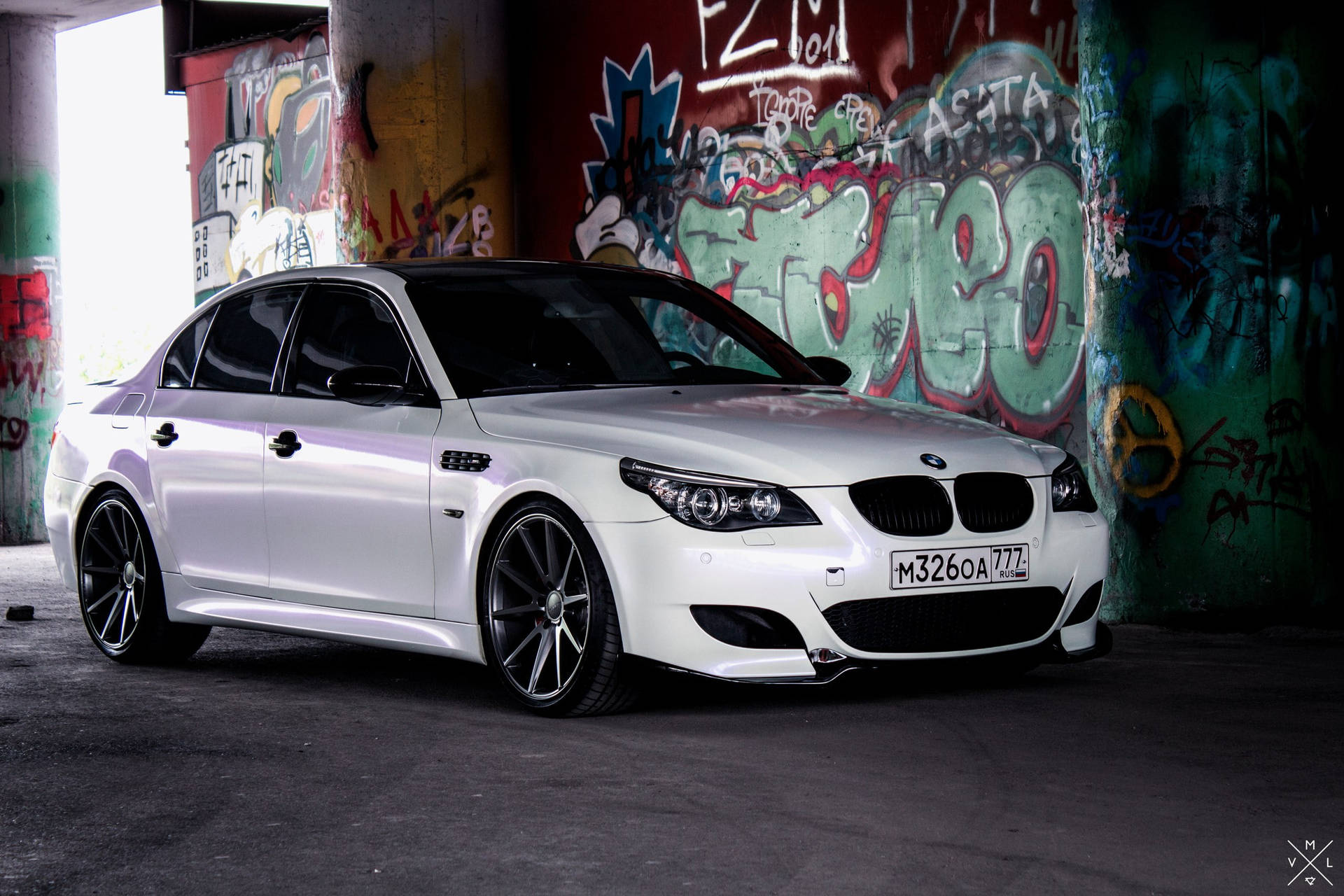 Sleek White M5 Bmw Laptop Wallpaper