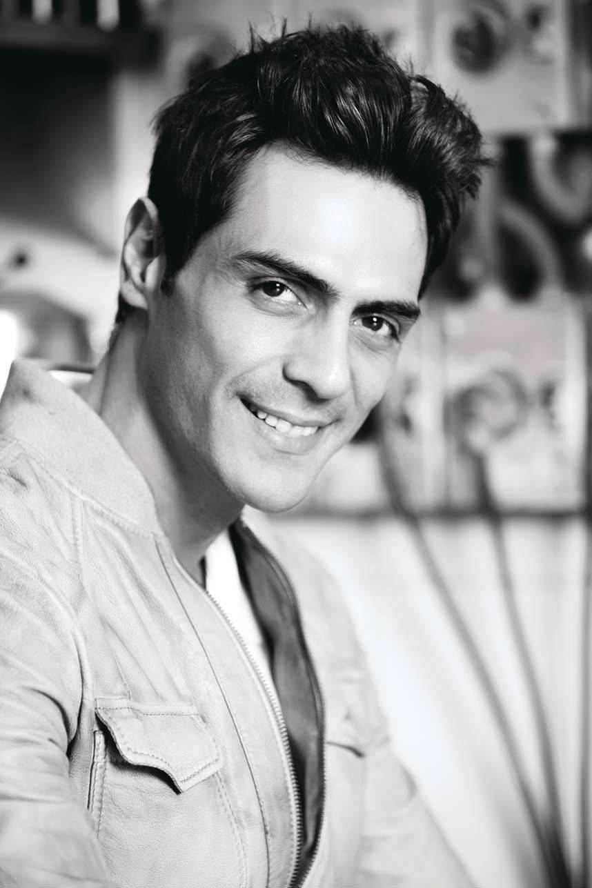 Smiling Arjun Rampal Black And White Wallpaper