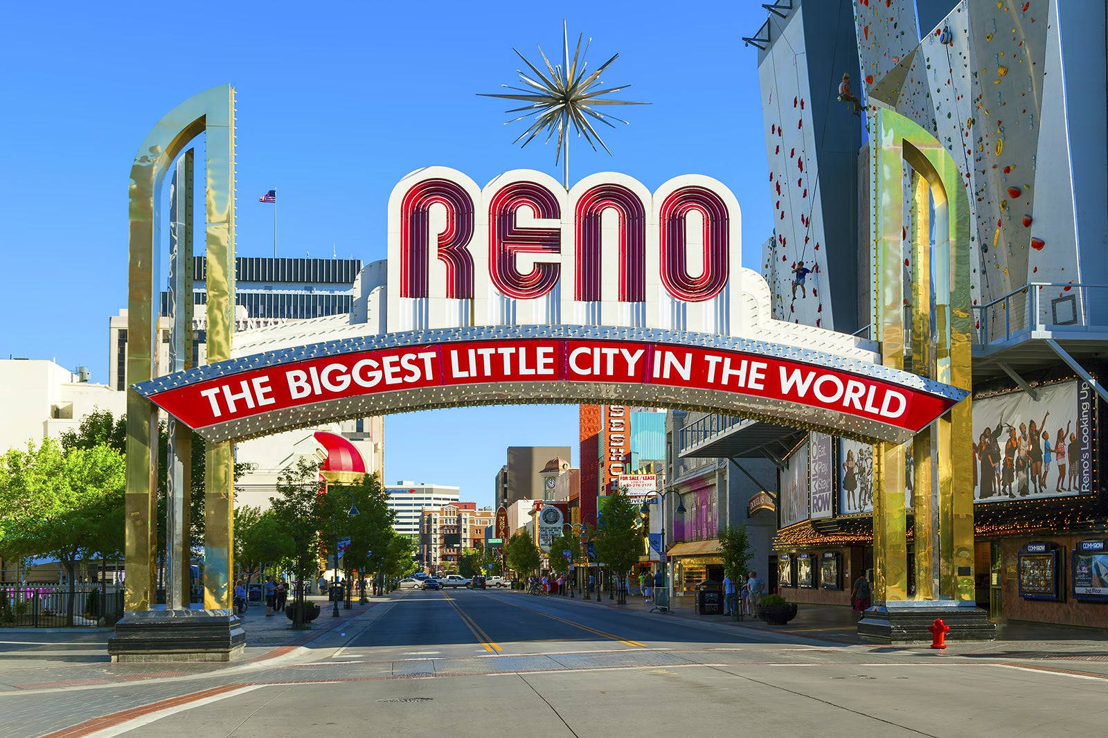 Take A Trip Down Memory Lane At Reno's Historic Arch Wallpaper