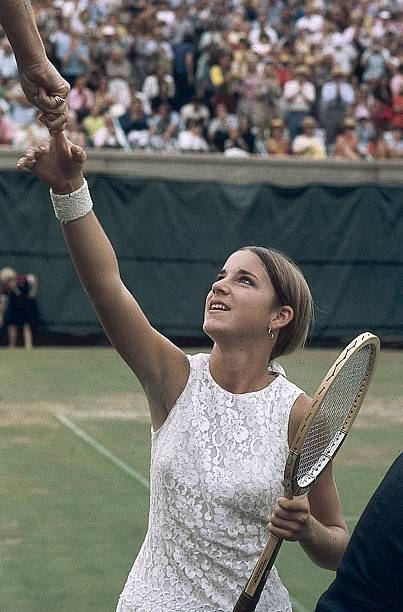 Tennis Icon - Chris Evert In Action Wallpaper