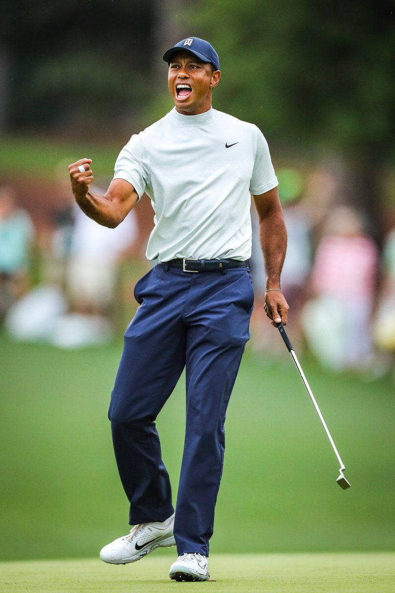 Tiger Woods Masters White Shirt Wallpaper