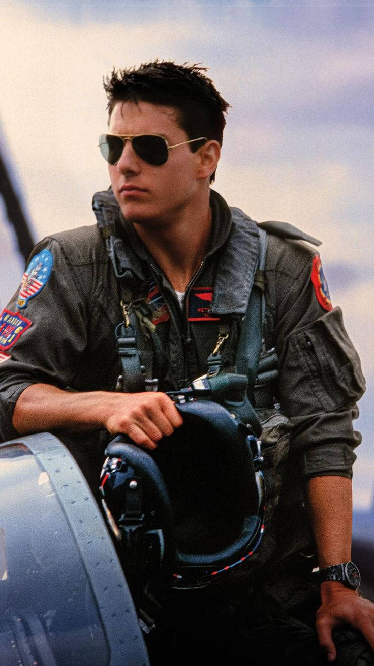 Top Gun Maverick Main Actor Wallpaper