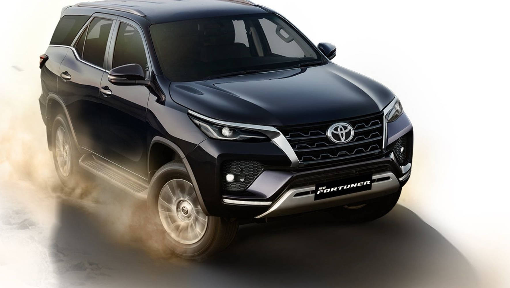 Toyota Fortuner Phantom Black Color Design Wallpaper