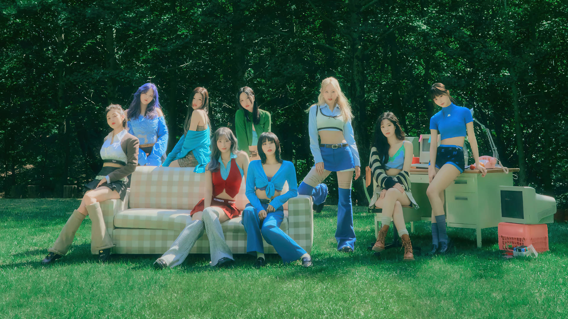 Twice 4k With Couch Outdoors Wallpaper