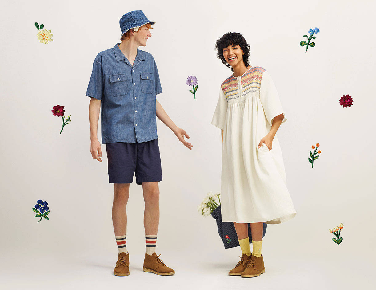 Uniqlo Male And Female Models Wallpaper