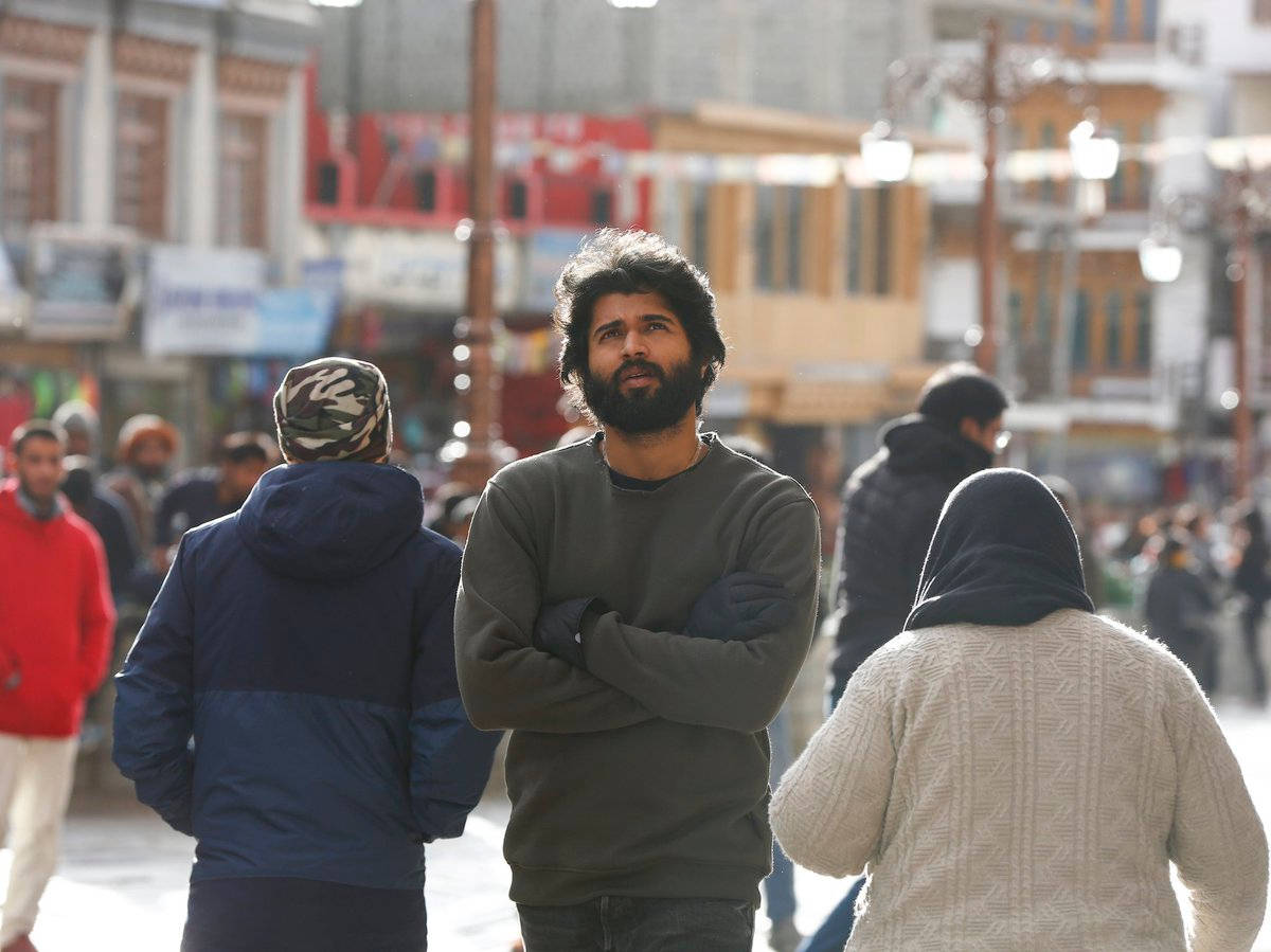 Varun And Lilly In A Still From Dear Comrade Wallpaper