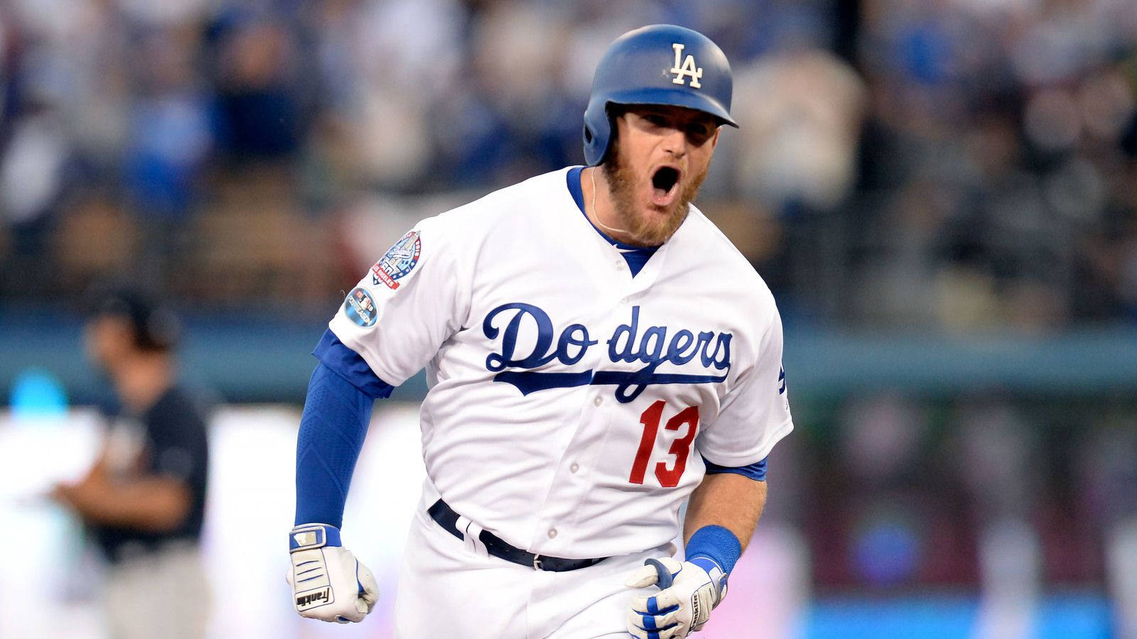 Yelling Max Muncy Wallpaper