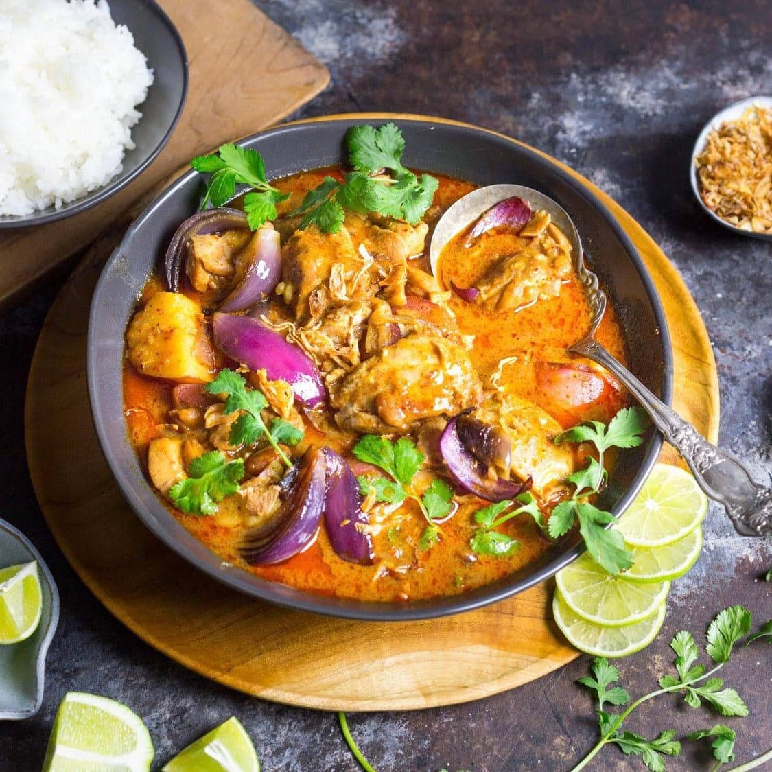 Yellow Curry With Mint Leaves And Lemon Wallpaper