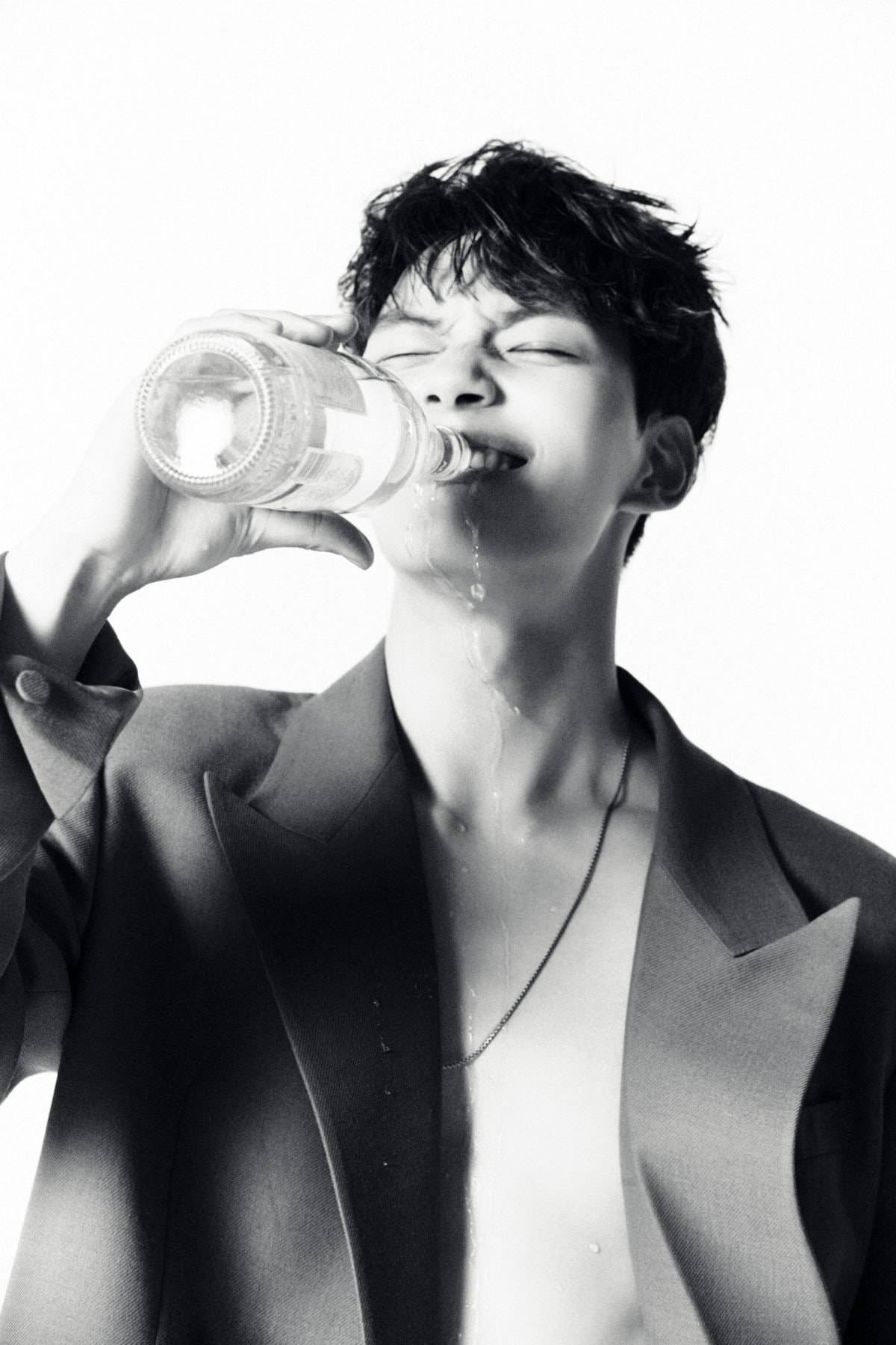 Yeo Jin Goo Enjoying A Refreshing Drink Wallpaper