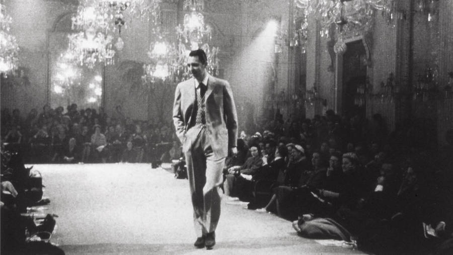 1952 Fashion Show Of Brioni Wallpaper