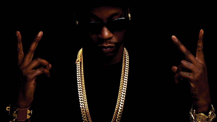 2 Chainz Dramatic Photoshoot Wallpaper