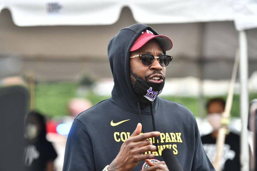 2 Chainz Feed Your City Event Wallpaper