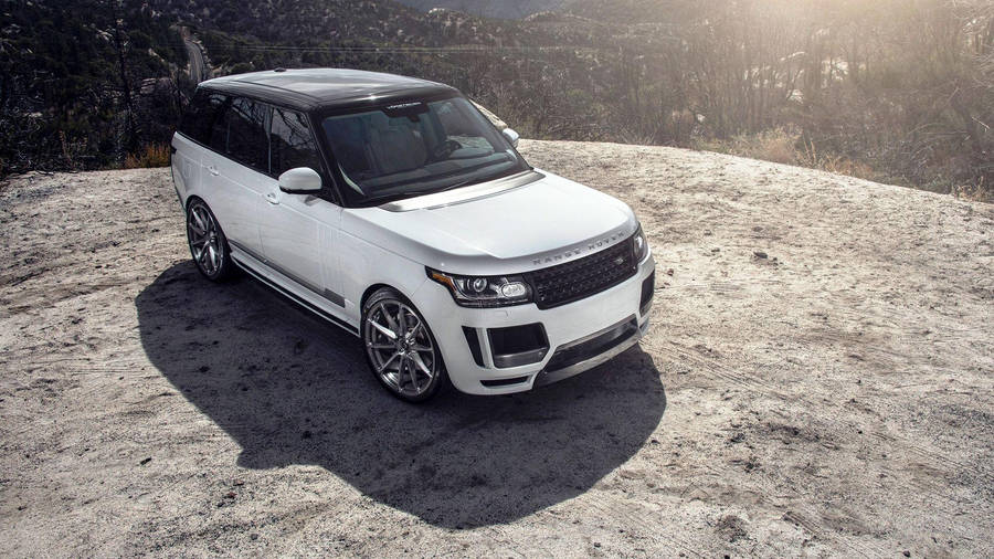 4k Range Rover Aerial View Wallpaper