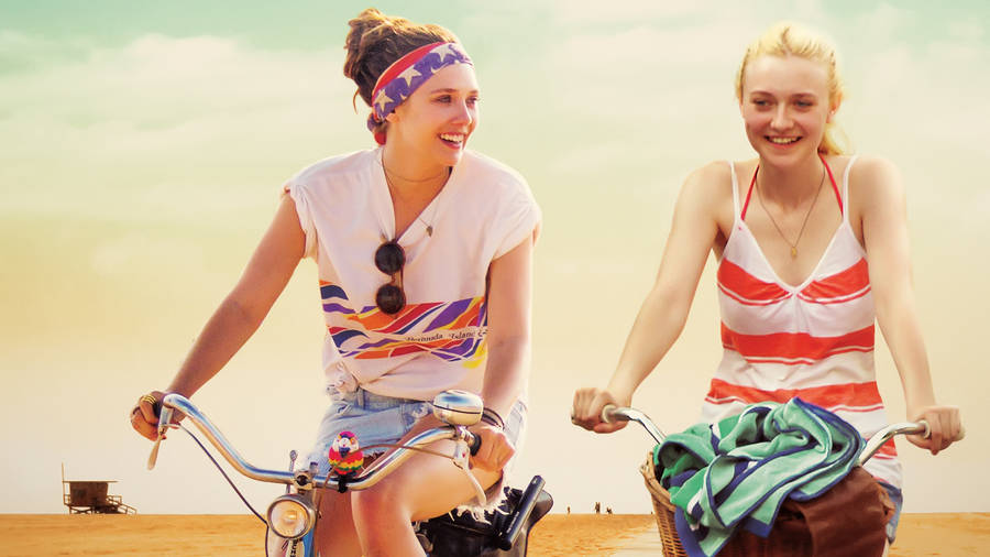 A Couple Of Very Pretty Girls Wallpaper