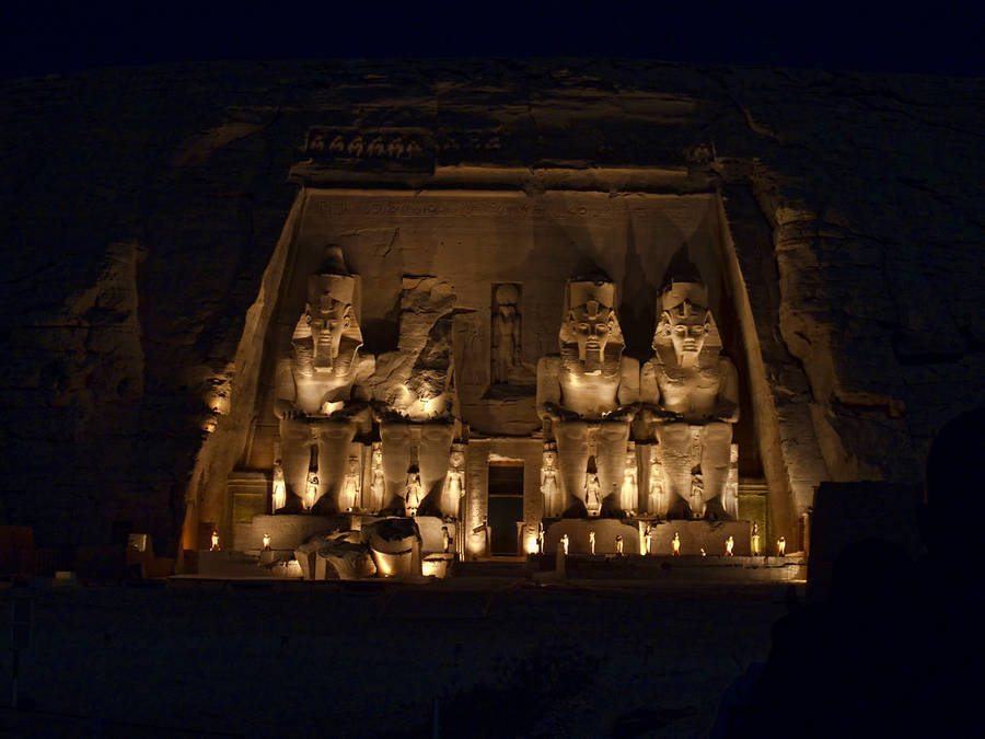 Abu Simbel's Great Ramses Statues At Night Wallpaper